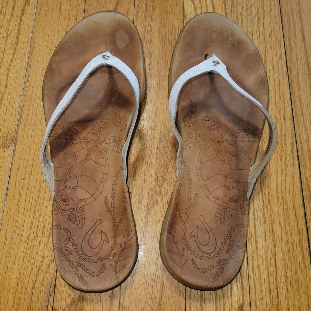 OluKai Honu Sandals - Women's  10 US / Bright White/Golden Sand Turtle